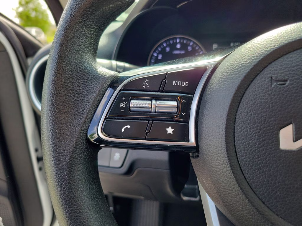 2023 Snow White Pearl Kia Forte LXS FWD Sedan