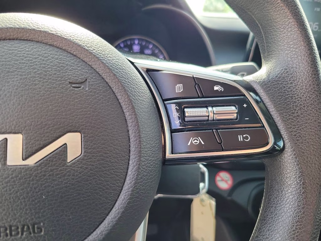 2023 Snow White Pearl Kia Forte LXS FWD Sedan