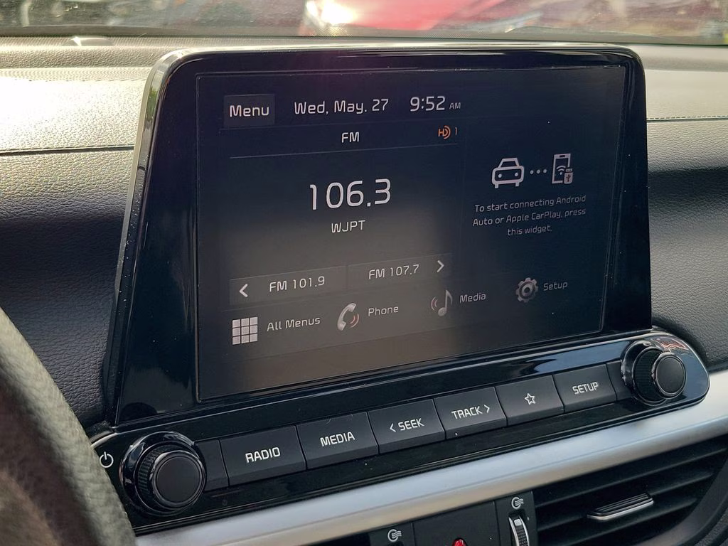 2023 Snow White Pearl Kia Forte LXS FWD Sedan