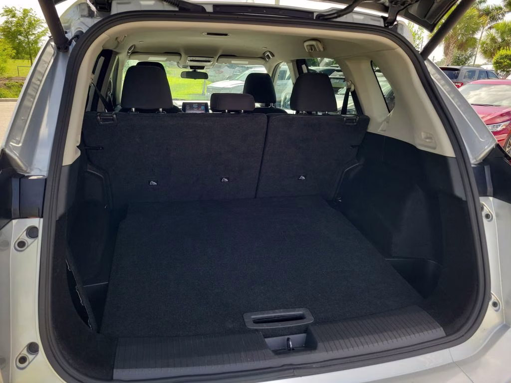 2024 Brilliant Silver Metallic Nissan Rogue SV FWD SUV