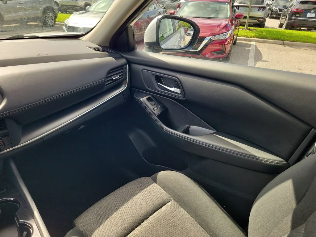 2024 Brilliant Silver Metallic Nissan Rogue SV FWD SUV