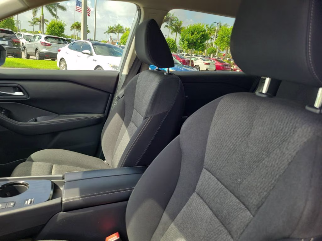 2024 Brilliant Silver Metallic Nissan Rogue SV FWD SUV