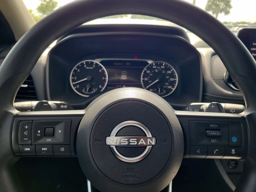 2024 Brilliant Silver Metallic Nissan Rogue SV FWD SUV