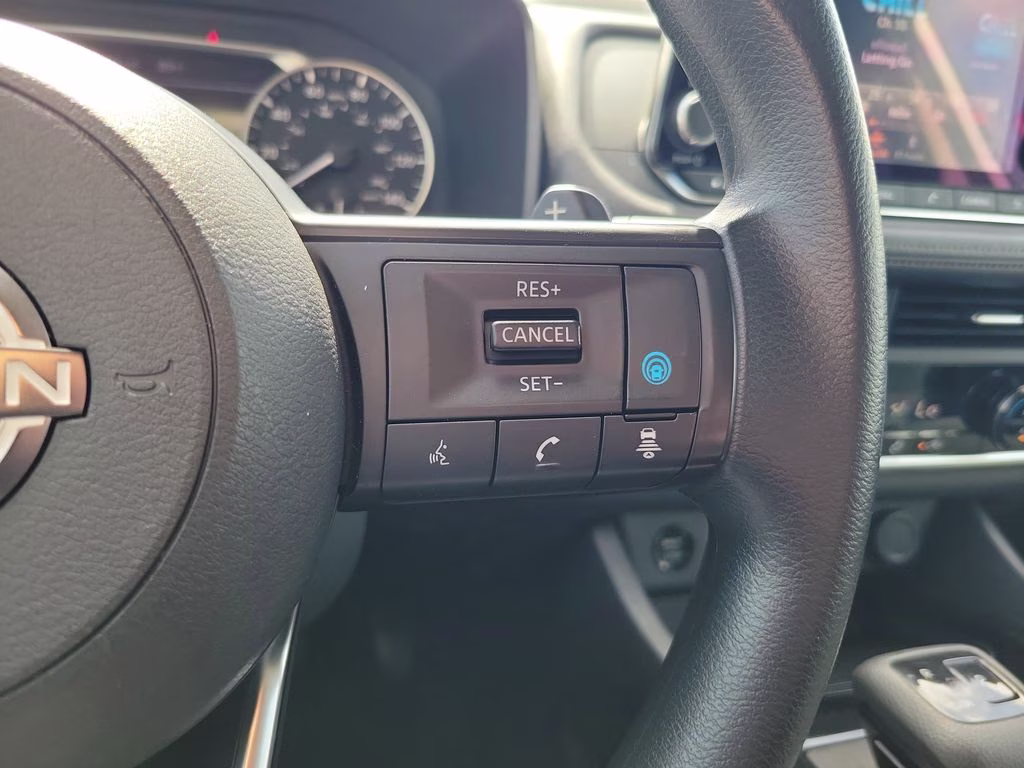 2024 Brilliant Silver Metallic Nissan Rogue SV FWD SUV