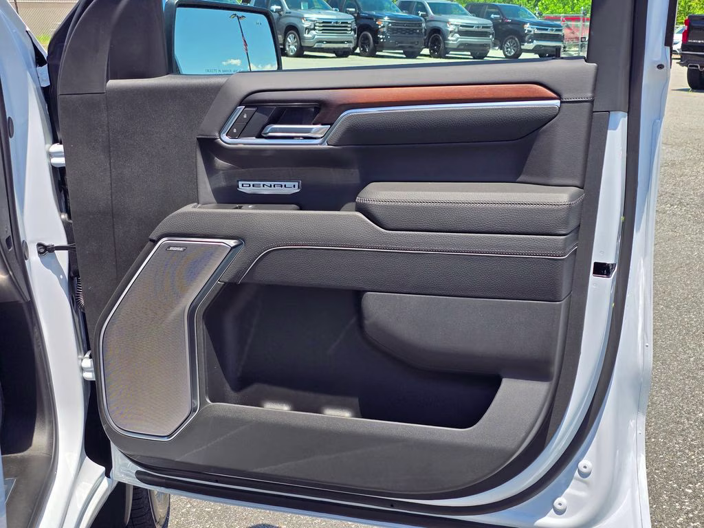 2026 Glacier White Tricoat GMC Sierra 1500 Denali 4X4 Truck