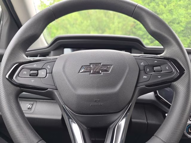 2027 Sterling Gray Metallic Chevrolet Bolt EV LT FWD SUV