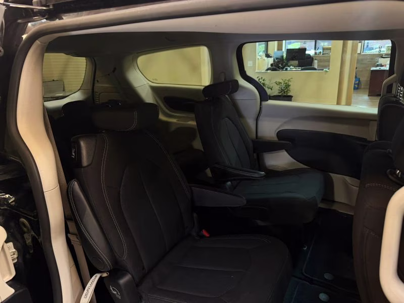 2024 Black Chrysler Grand Caravan FWD