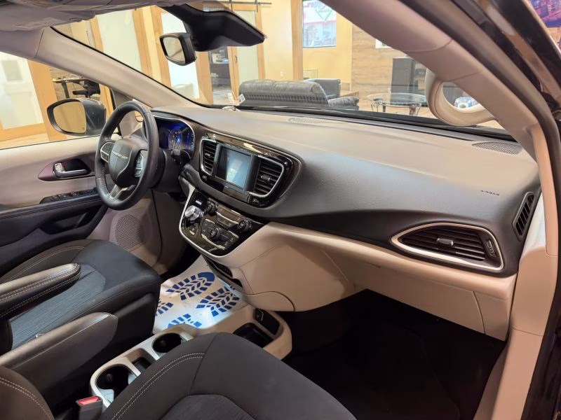 2024 Black Chrysler Grand Caravan FWD