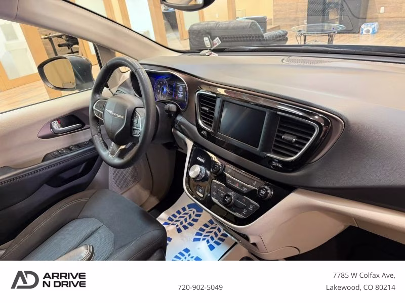 2024 Black Chrysler Grand Caravan FWD
