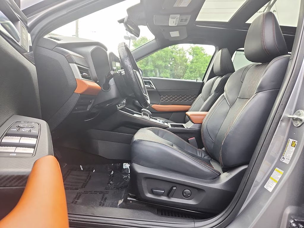 2022 Mercury Gray Metallic Mitsubishi Outlander SEL 4X4 SUV