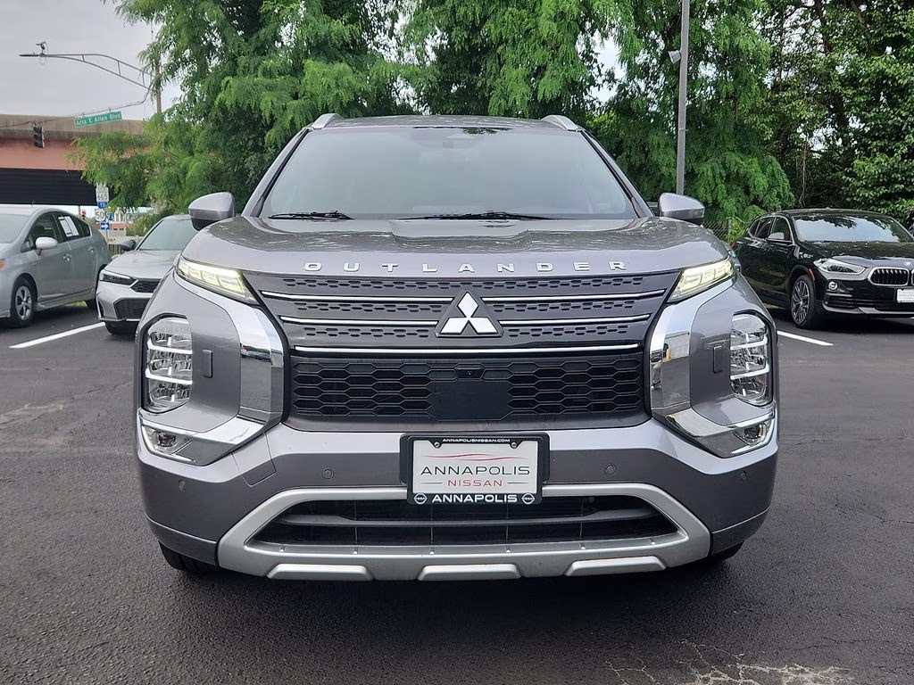 2022 Mercury Gray Metallic Mitsubishi Outlander SEL 4X4 SUV