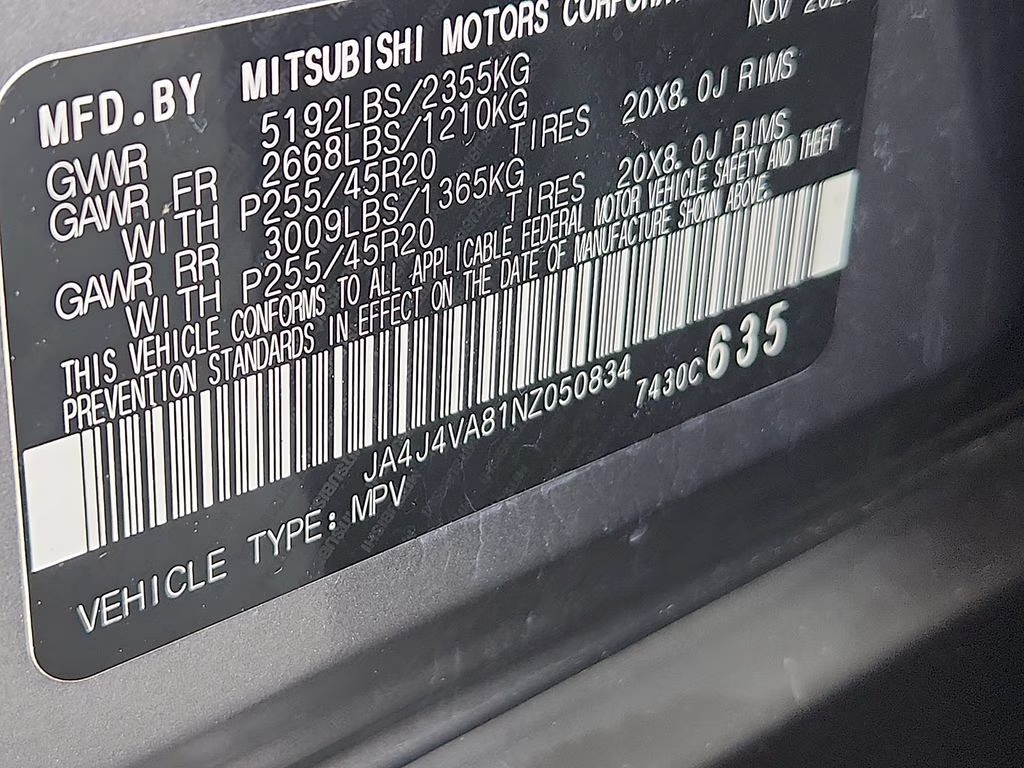 2022 Mercury Gray Metallic Mitsubishi Outlander SEL 4X4 SUV