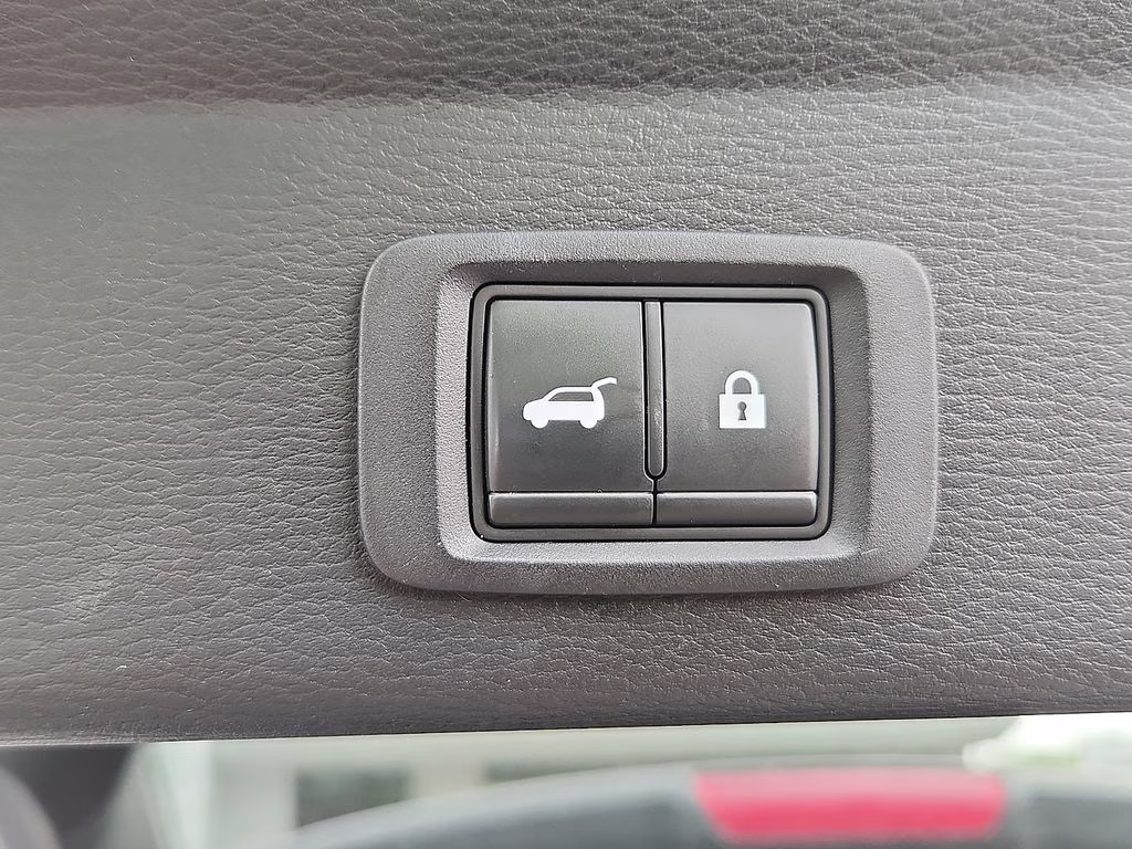 2022 Mercury Gray Metallic Mitsubishi Outlander SEL 4X4 SUV