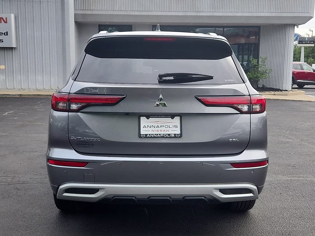 2022 Mercury Gray Metallic Mitsubishi Outlander SEL 4X4 SUV