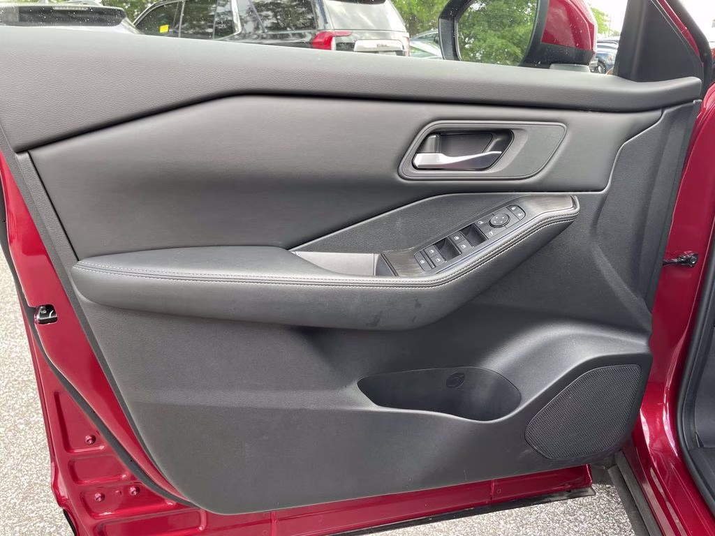 2025 Scarlet Ember Tintcoat Nissan Rogue SV FWD SUV
