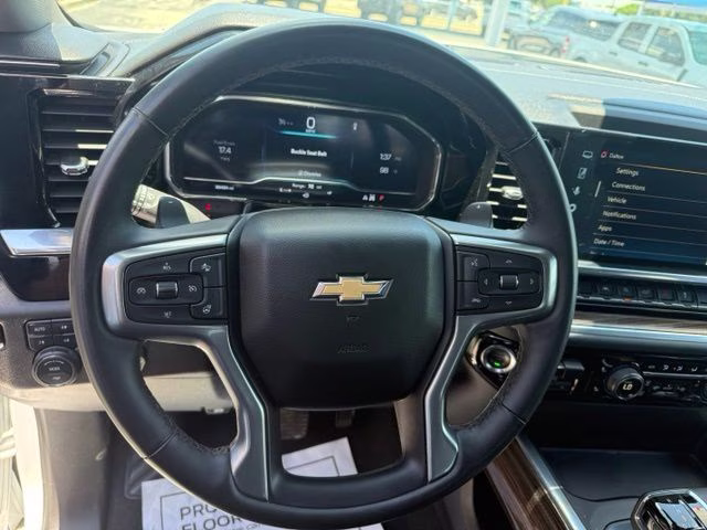2025 Summit White Chevrolet Silverado 1500 LT 4X4 Truck