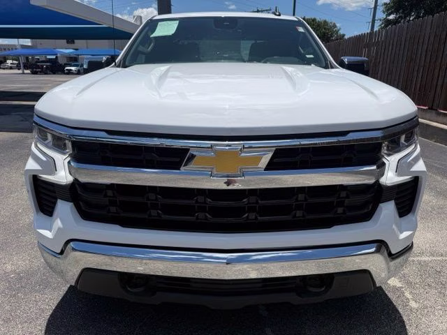 2025 Summit White Chevrolet Silverado 1500 LT 4X4 Truck