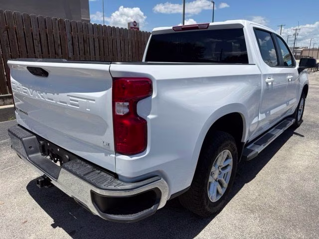 2025 Summit White Chevrolet Silverado 1500 LT 4X4 Truck