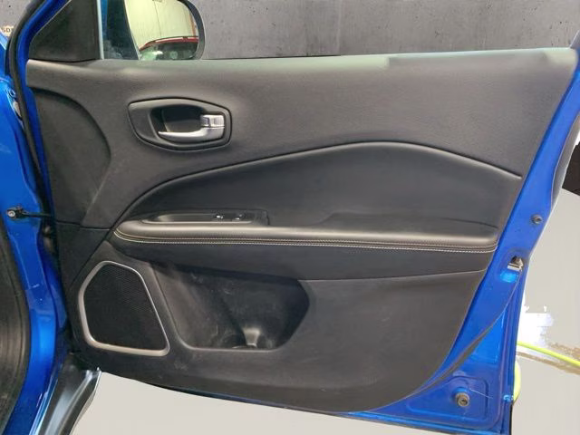 2021 Laser Blue Pearlcoat Jeep Compass Latitude 4X4 SUV