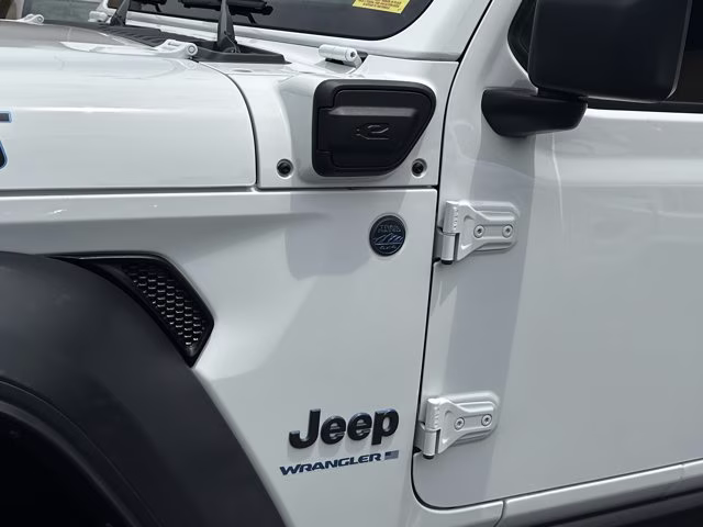 2023 Bright White Clearcoat Jeep Wrangler 4xe 4x4 4X4 Convertible