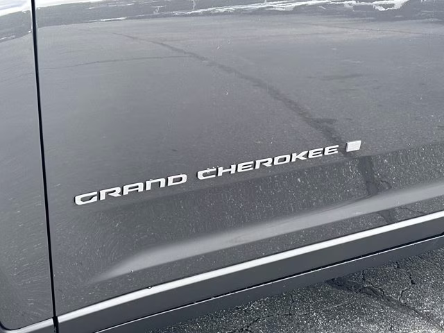 2026 Baltic Gray Metallic Clearcoat Jeep Grand Cherokee Laredo X RWD SUV