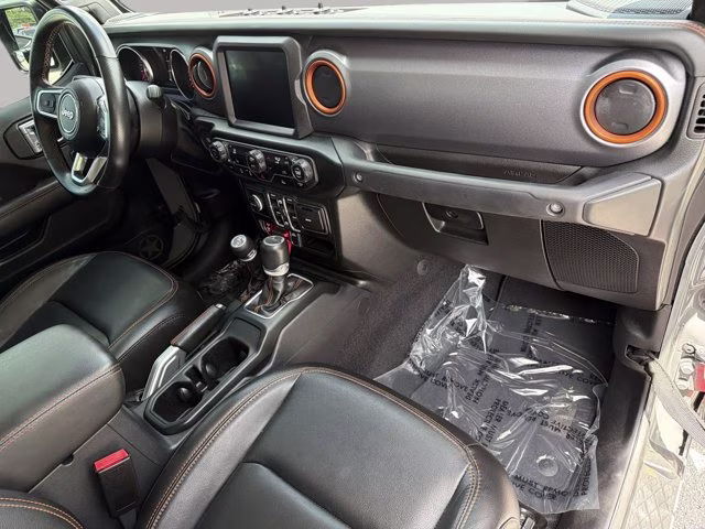 2022 Sting-Gray Clearcoat Jeep Gladiator Mojave 4X4 Truck