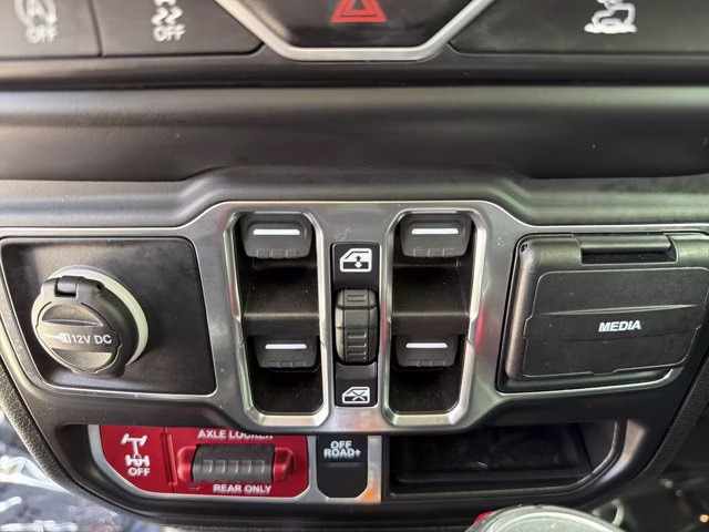 2022 Sting-Gray Clearcoat Jeep Gladiator Mojave 4X4 Truck