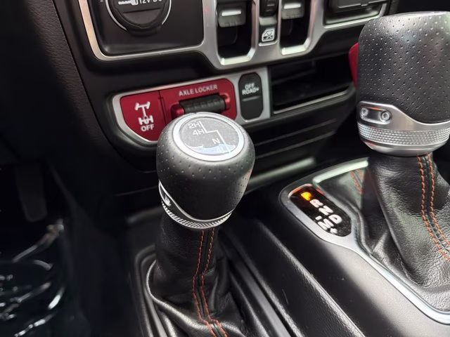 2022 Sting-Gray Clearcoat Jeep Gladiator Mojave 4X4 Truck