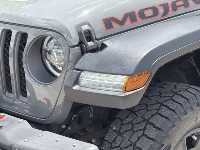 2022 Sting-Gray Clearcoat Jeep Gladiator Mojave 4X4 Truck