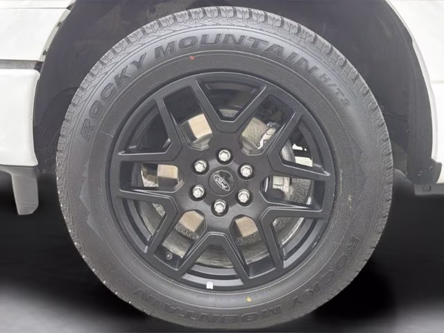 2024 Oxford White Ford F-150 STX 4X4 Truck