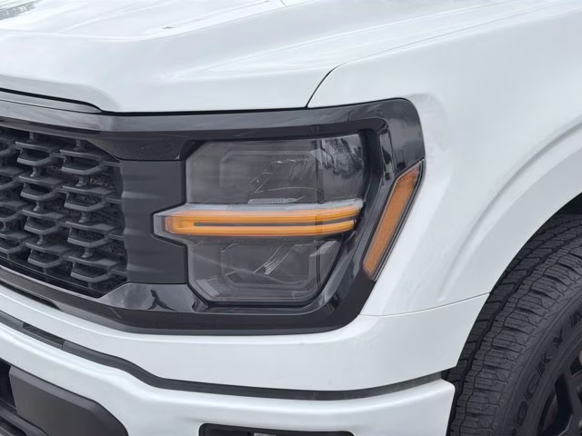 2024 Oxford White Ford F-150 STX 4X4 Truck