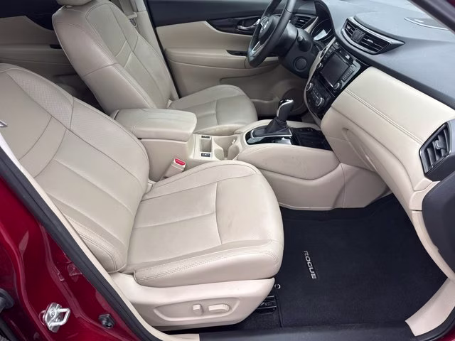 2019 Scarlet Ember Tintcoat Nissan Rogue SL FWD SUV