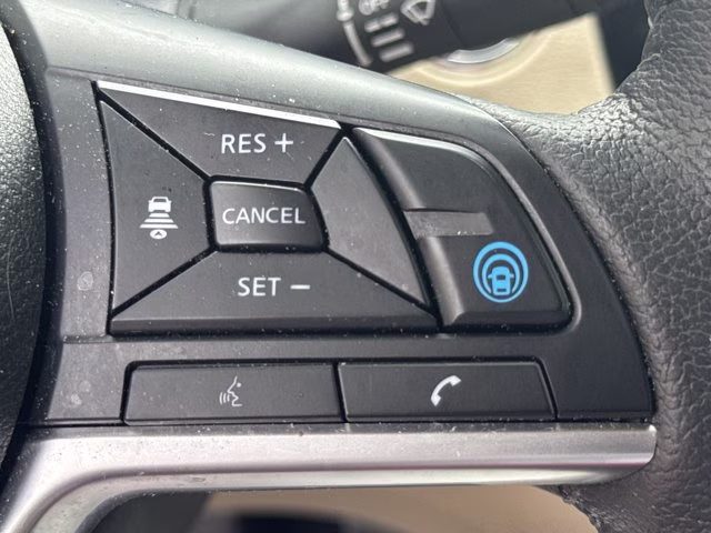 2019 Scarlet Ember Tintcoat Nissan Rogue SL FWD SUV
