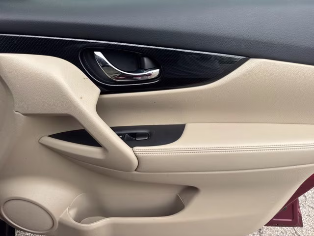 2019 Scarlet Ember Tintcoat Nissan Rogue SL FWD SUV