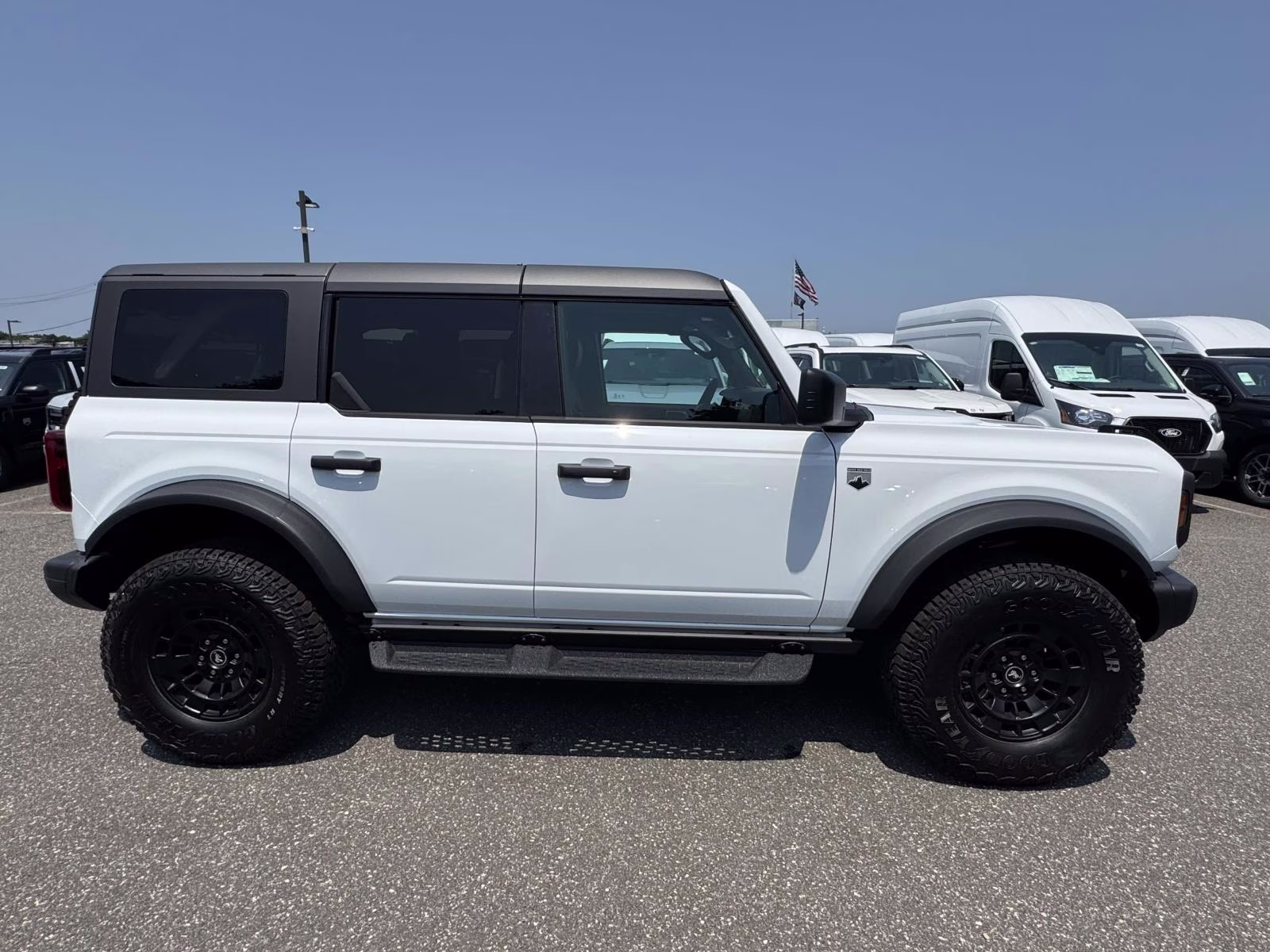 2026 White Ford Bronco Big Bend 4X4 SUV