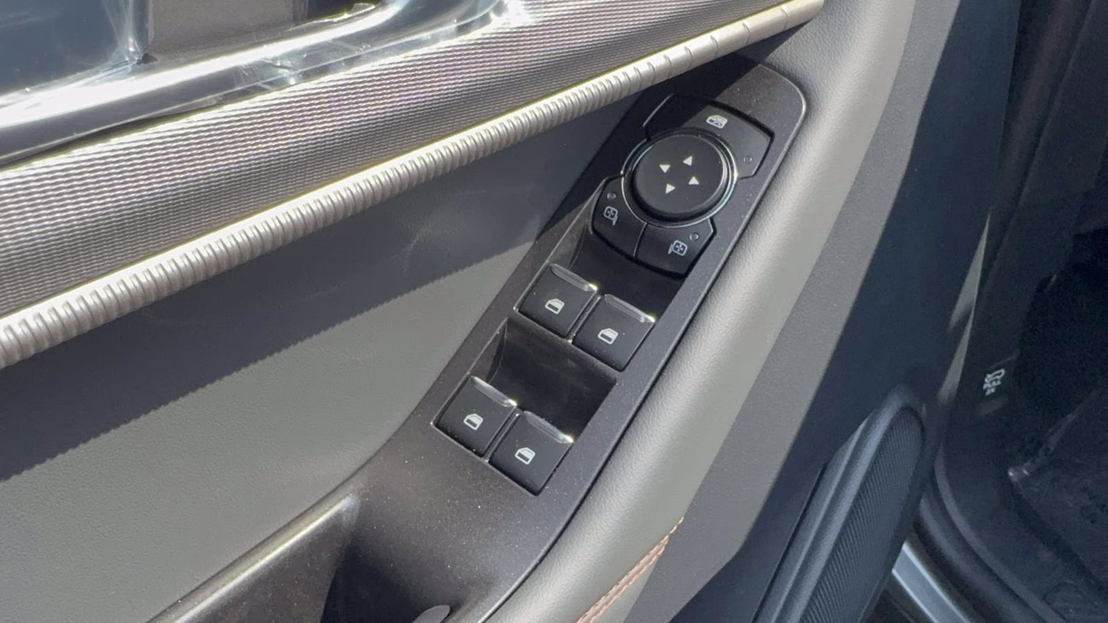 2026 Carbonized Gray Metallic Ford Explorer Active 4X4 SUV