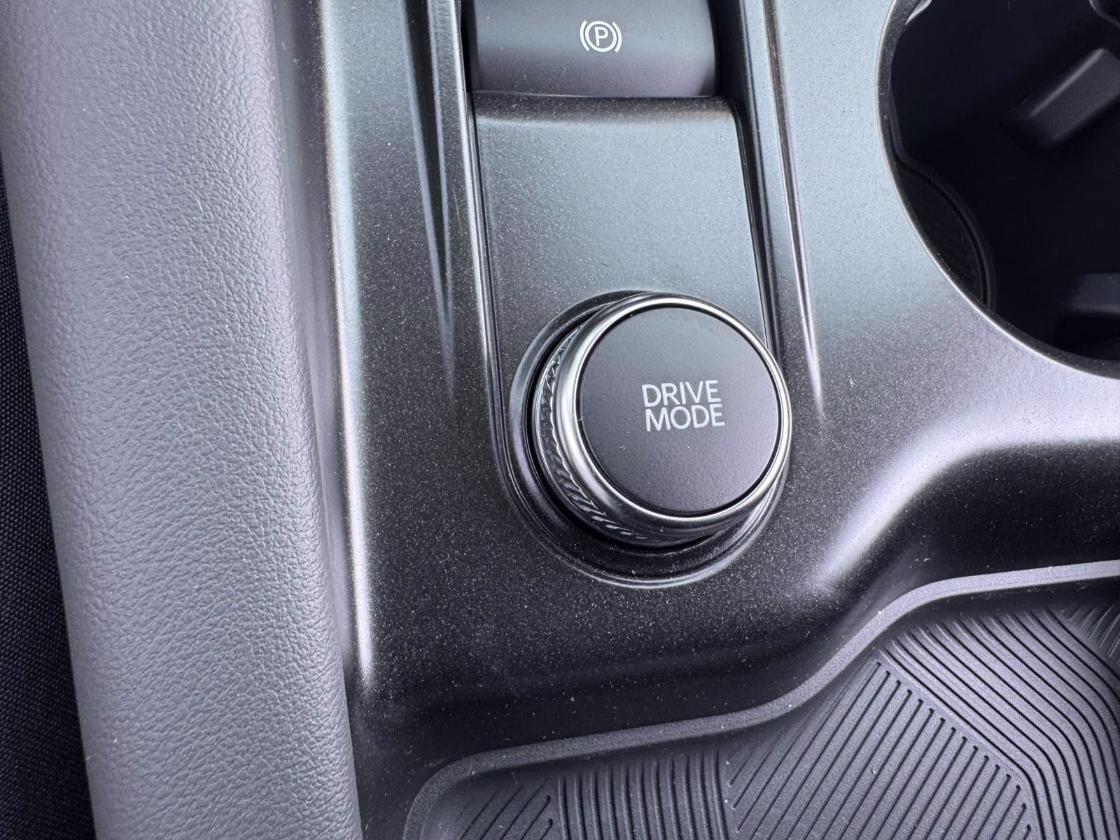 2026 Carbonized Gray Metallic Ford Explorer Active 4X4 SUV