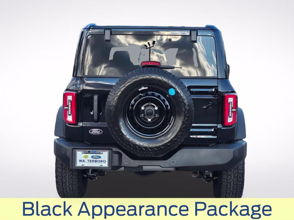 2026 Shadow Black Ford Bronco Outer Banks 4X4 SUV