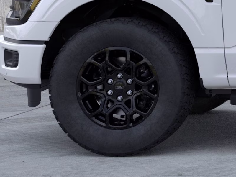 2026 Oxford White Ford F-150 XLT 4X4 Truck