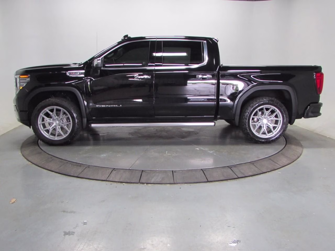 2023 Onyx Black GMC Sierra 1500 Denali 4X4 Truck