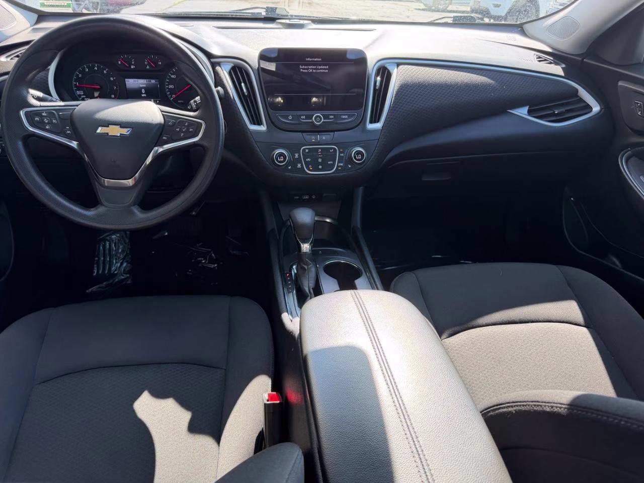 2023 Mosaic Black Metallic Chevrolet Malibu LT FWD Sedan
