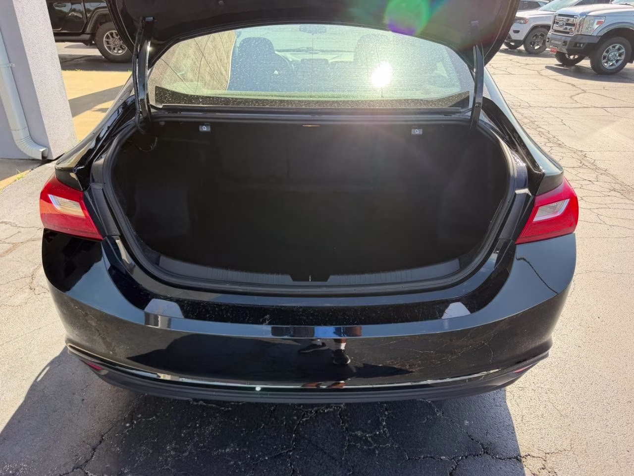 2023 Mosaic Black Metallic Chevrolet Malibu LT FWD Sedan