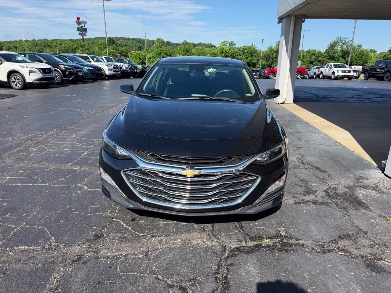 2023 Mosaic Black Metallic Chevrolet Malibu LT FWD Sedan