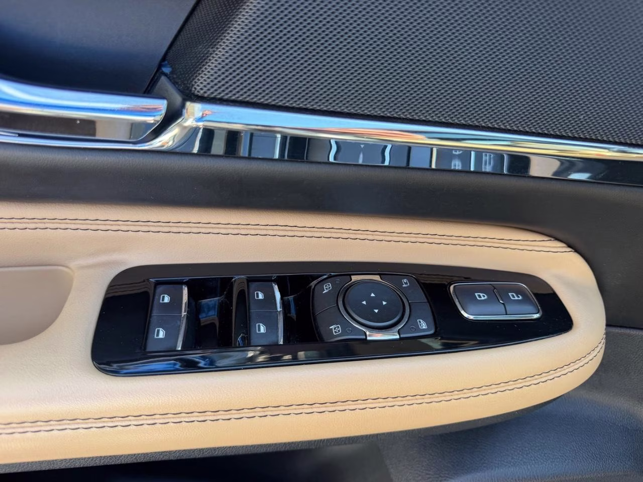2020 Iced Mocha Lincoln Corsair Reserve AWD SUV