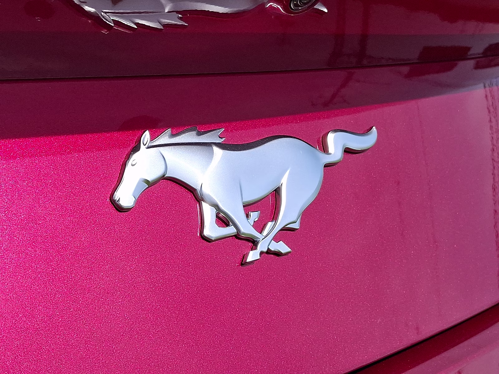 2025 Molten Magenta Metallic Tri-coat - DT Ford Mustang EcoBoost Premium Convertible RWD