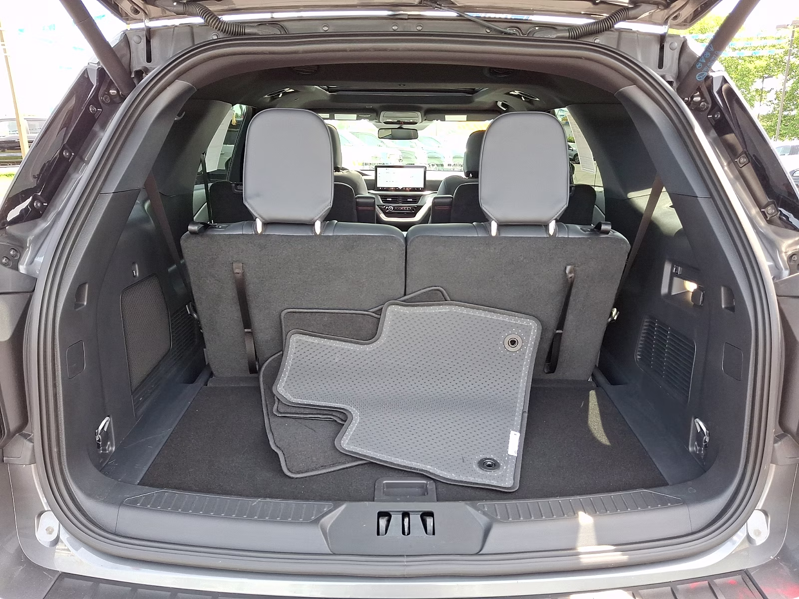 2026 Carbonized Gray Metallic - M7 Ford Explorer ST-Line 4X4