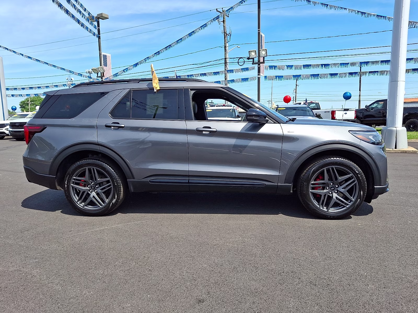 2026 Carbonized Gray Metallic - M7 Ford Explorer ST-Line 4X4