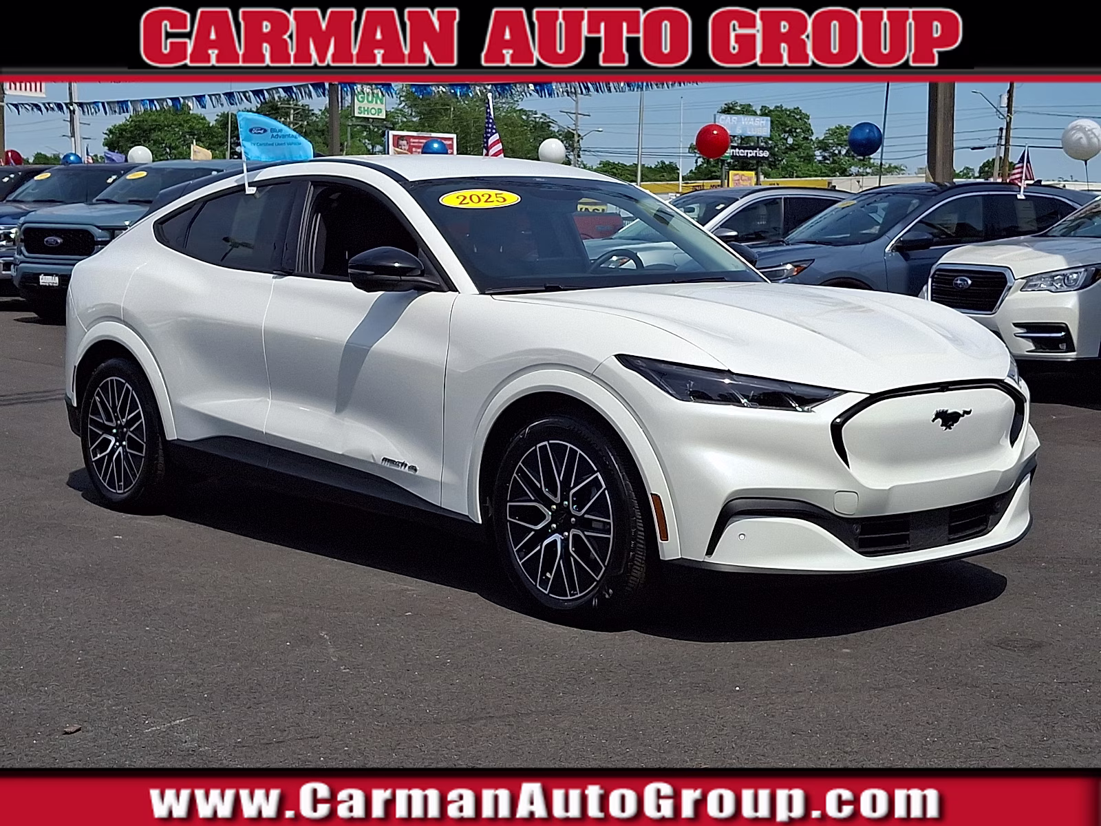 2025 Ford Mustang-Mach-e Premium's photo