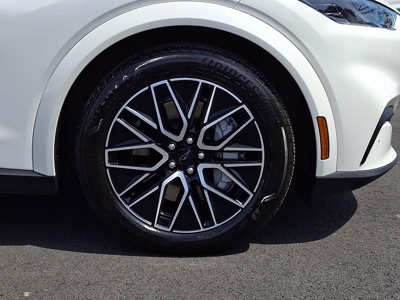 2025 Star White Metallic Tri-Coat - AZ Ford Mustang Mach-E Premium AWD