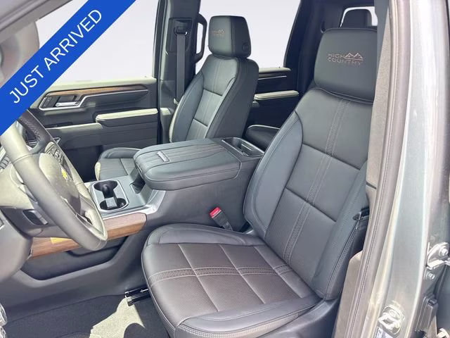 2026 Sterling Gray Metallic Chevrolet Silverado 2500 HD High Country 4X4 Truck